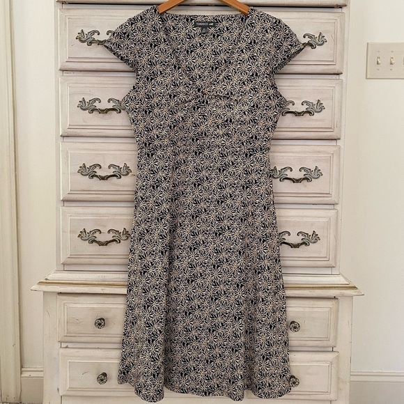 Toad&Co Rosemarie Daisy Dress - Picture 1 of 8